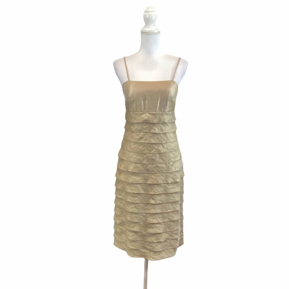 WIllow Glenn Women's Sz 6 6 Golden Layer Spaghetti Casual Dress